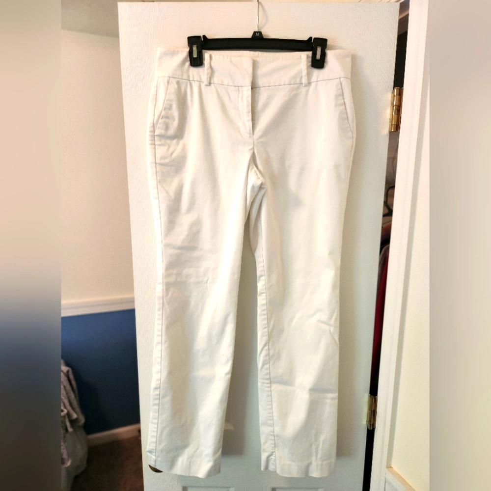 Ann Taylor Signature pants -White-Size 6